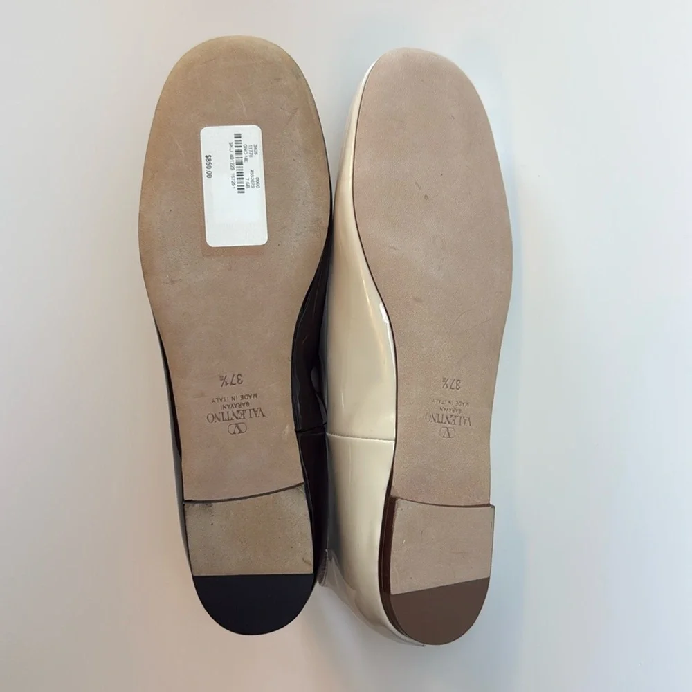 Valentino Garavani Black and Cream‎ Ankle Strap Patent Leather Flats Size 37.5B